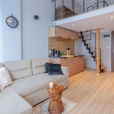 Holiday Home Loft Z Antresola I Balkonem Przy Plazy Miedzyzdroje Exterior photo