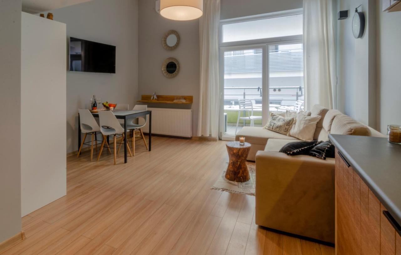 Holiday Home Loft Z Antresola I Balkonem Przy Plazy Miedzyzdroje Exterior photo